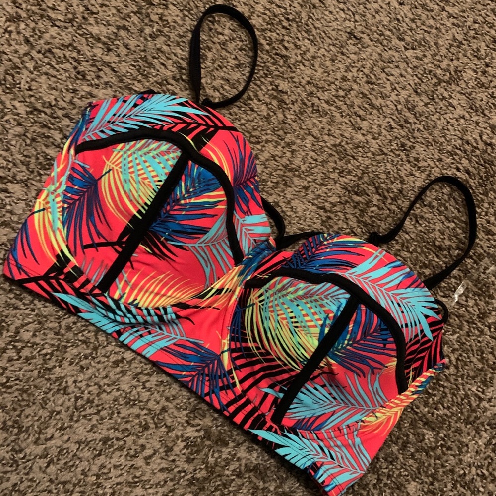 Tropical Swim Top! ✨❣️